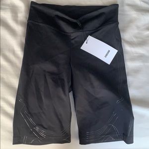 2 piece workout gym shark set